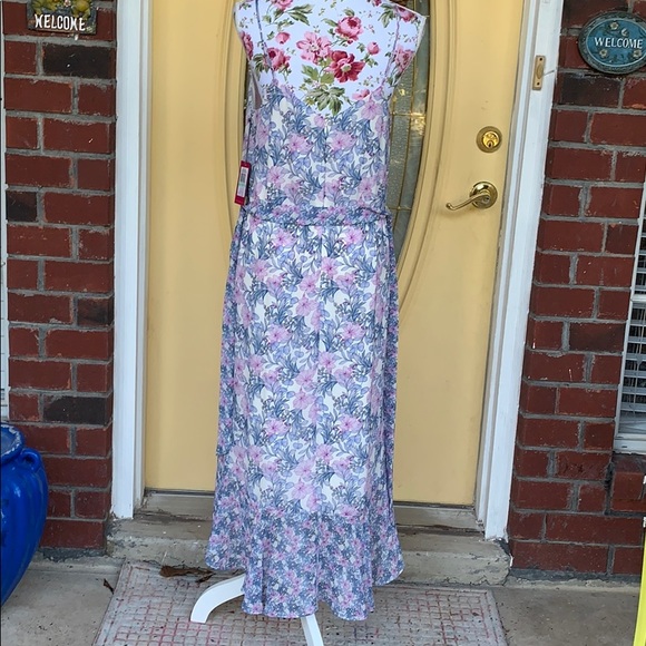Vince Camuto Floral Dress - Picture 8 of 15